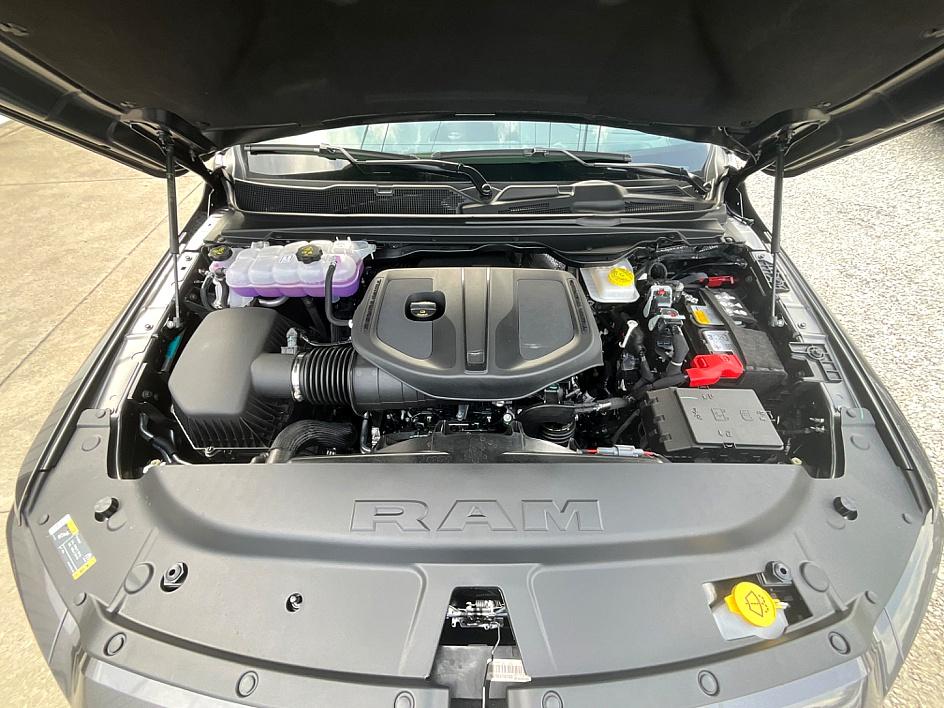 2026 Ram 1500 Laramie photo 2