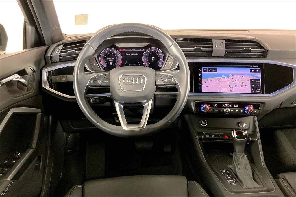 2021 Audi Q3 S line Premium Plus photo 4