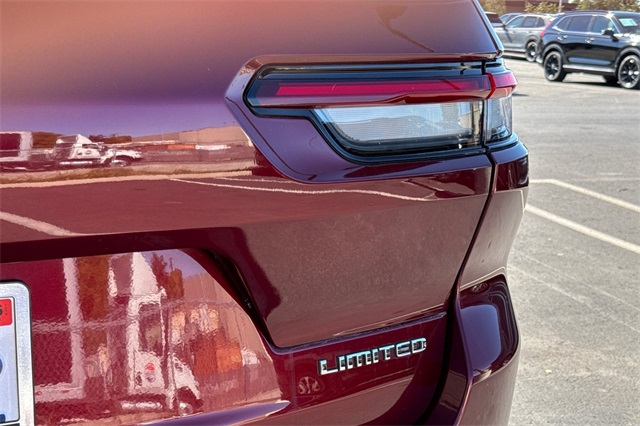 2021 Jeep Grand Cherokee Limited photo 4