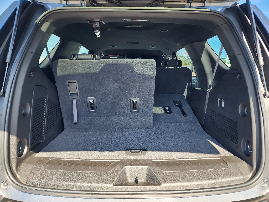 2021 Chevrolet Tahoe LS photo 4