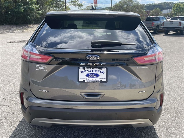 2024 Ford Edge SEL photo 4