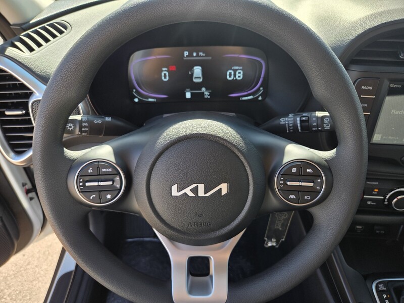 2025 Kia Soul LX S photo 10