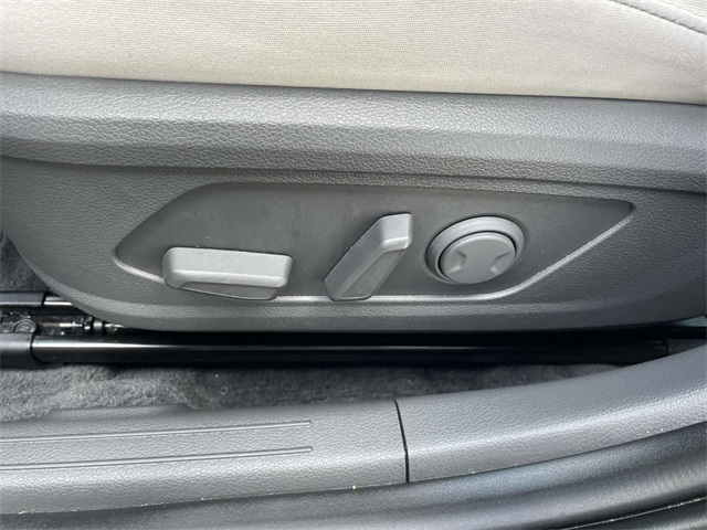 2024 Hyundai Sonata SEL photo 17