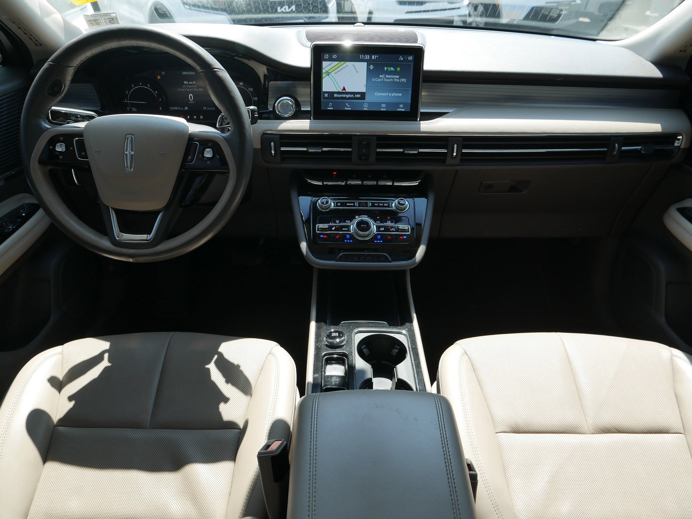 2022 Lincoln Corsair Standard photo 10