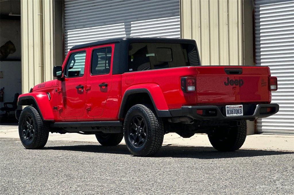 2022 Jeep Gladiator Willys Sport photo 4