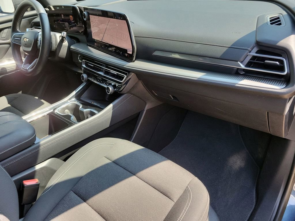 2025 Chevrolet Traverse photo 28