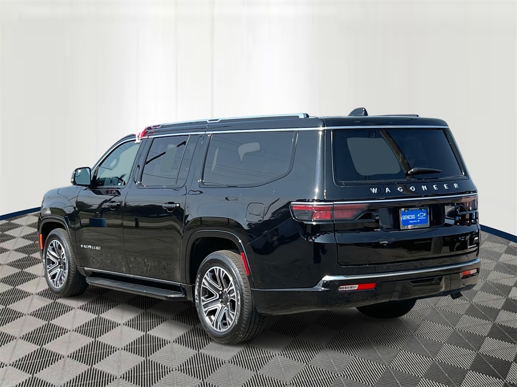 2024 Jeep Wagoneer L Series II photo 3