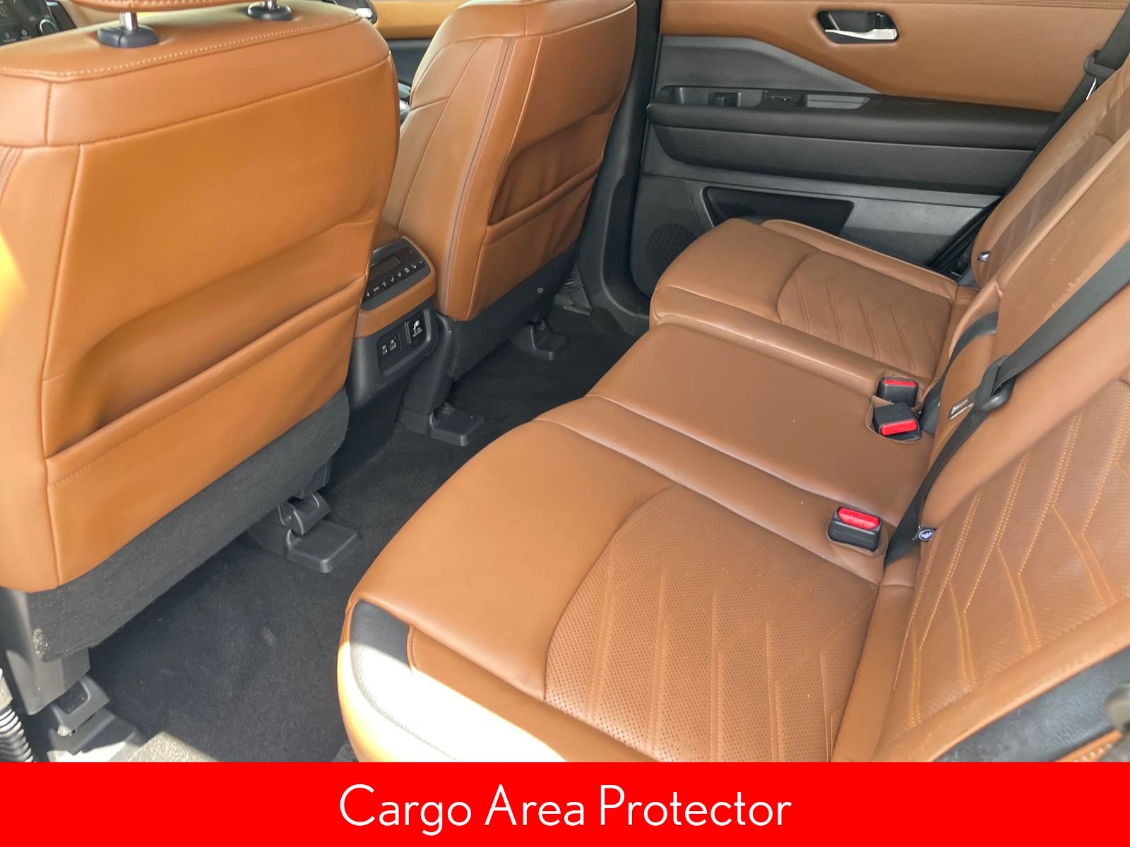 2024 Nissan Pathfinder Platinum photo 17