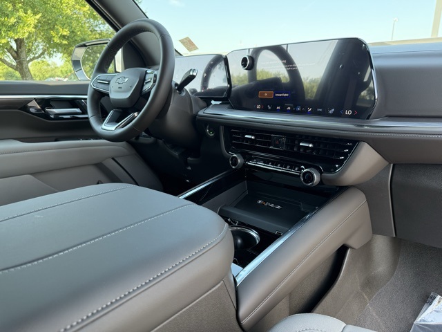 2025 Chevrolet Tahoe Z71 photo 11
