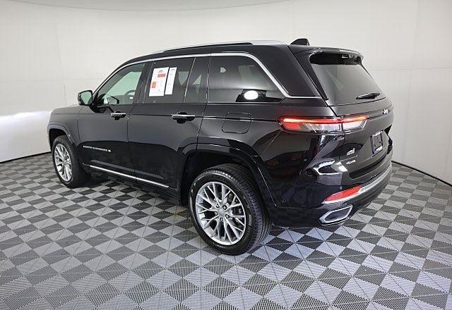 2024 Jeep Grand Cherokee Summit photo 6