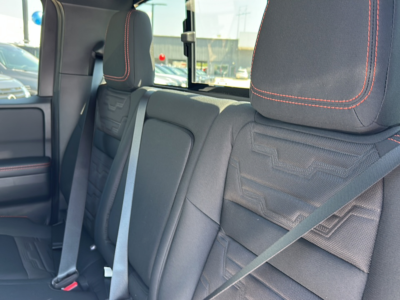 2026 Nissan Frontier PRO-4X Crew Cab photo 3