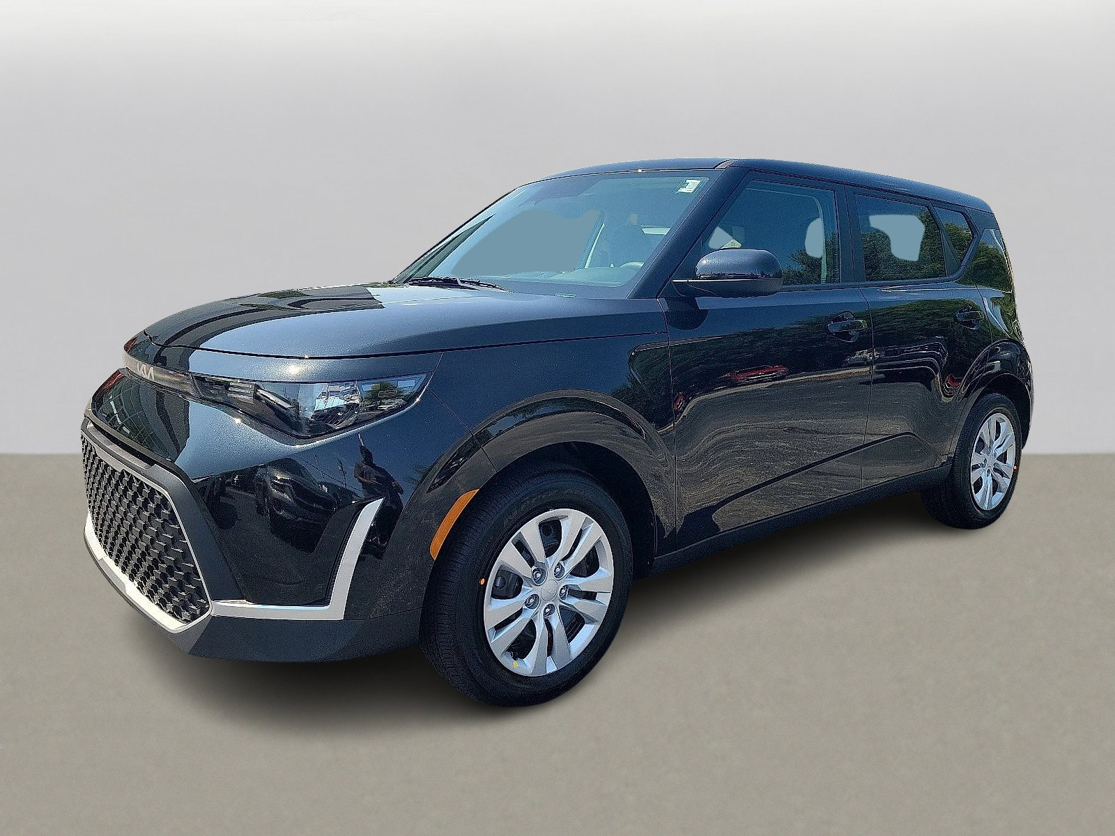 2025 Kia Soul LX photo 2