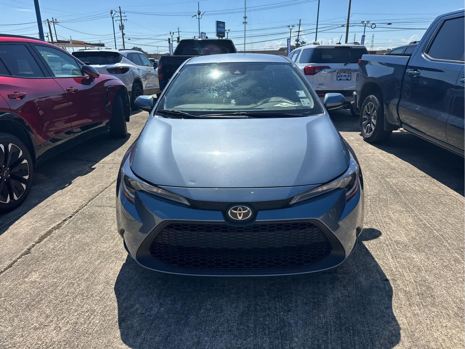 2022 Toyota Corolla LE photo 2