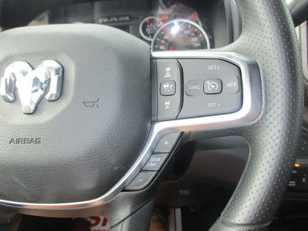 2026 Ram 2500 Tradesman photo 13
