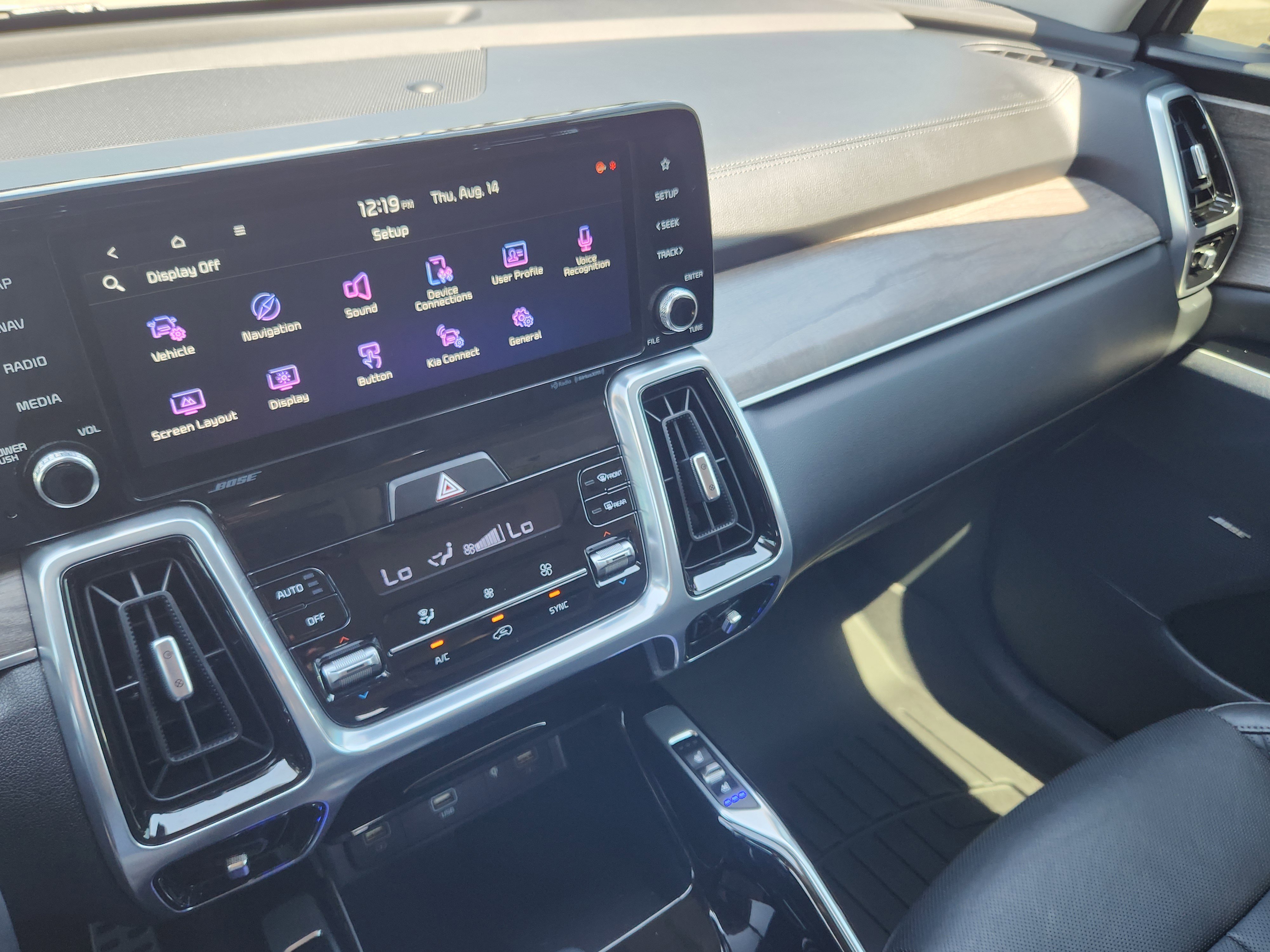 2023 Kia Sorento X-Line SX Prestige photo 3