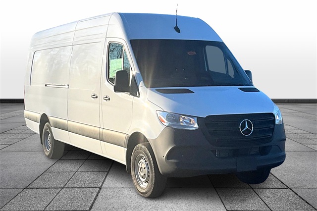 2025 Mercedes-Benz Sprinter Cargo Van Base's photo