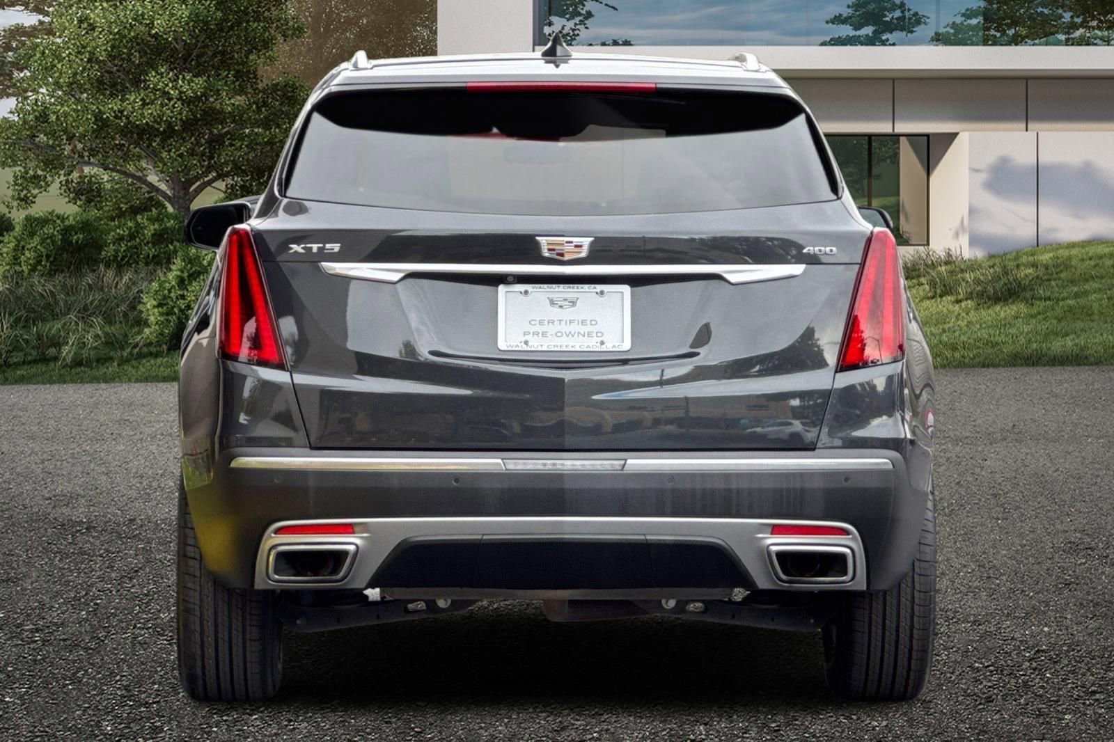 2022 Cadillac XT5 Premium Luxury photo 3