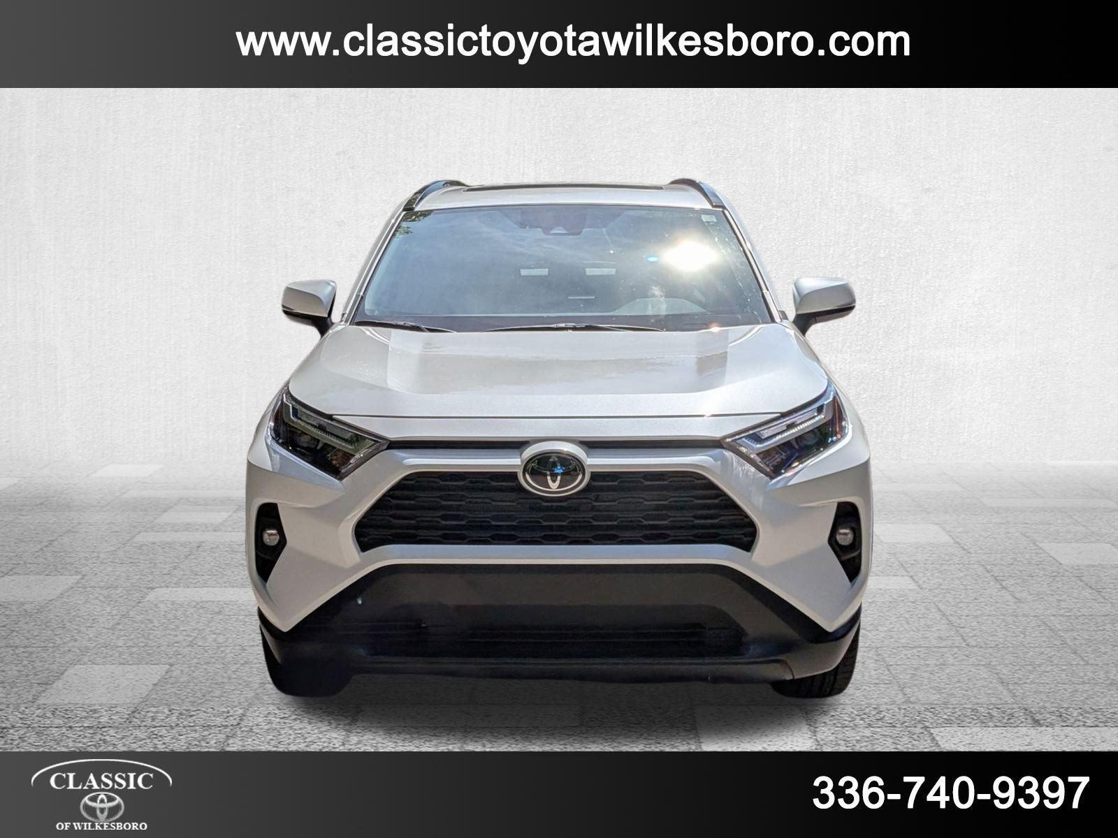 2025 Toyota RAV4 XLE Premium photo 2