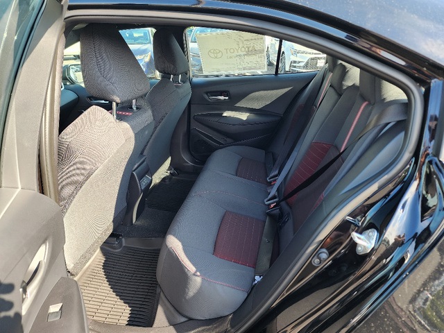 2025 Toyota Corolla SE photo 7