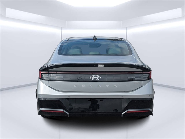 2024 Hyundai Sonata Hybrid Limited photo 4