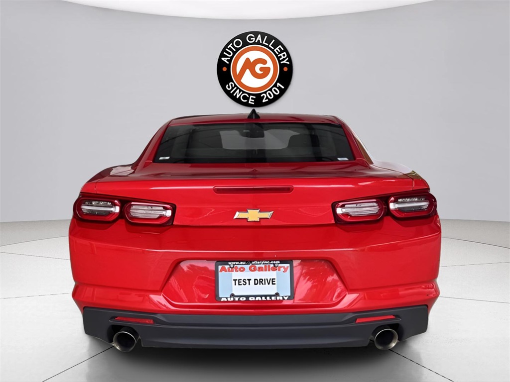 2023 Chevrolet Camaro 1LT photo 4