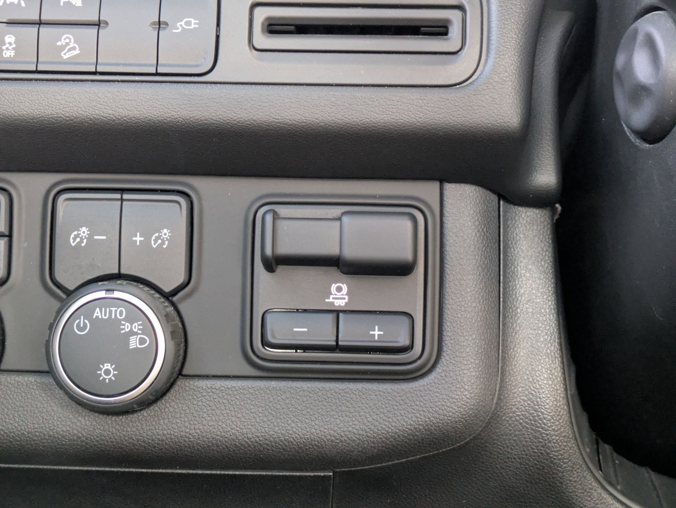 2022 Chevrolet Tahoe Premier photo 26