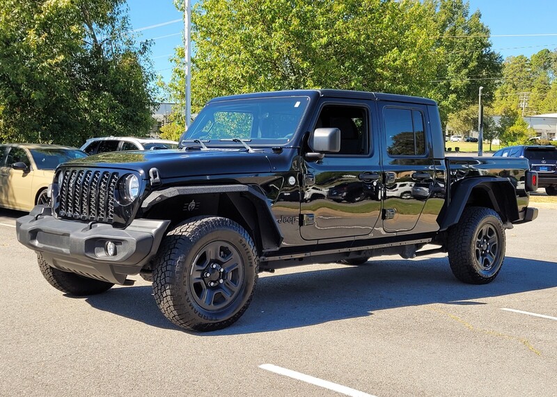 2021 Jeep Gladiator Sport photo 4
