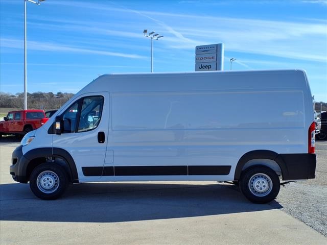 2025 Ram ProMaster 2500 photo 3