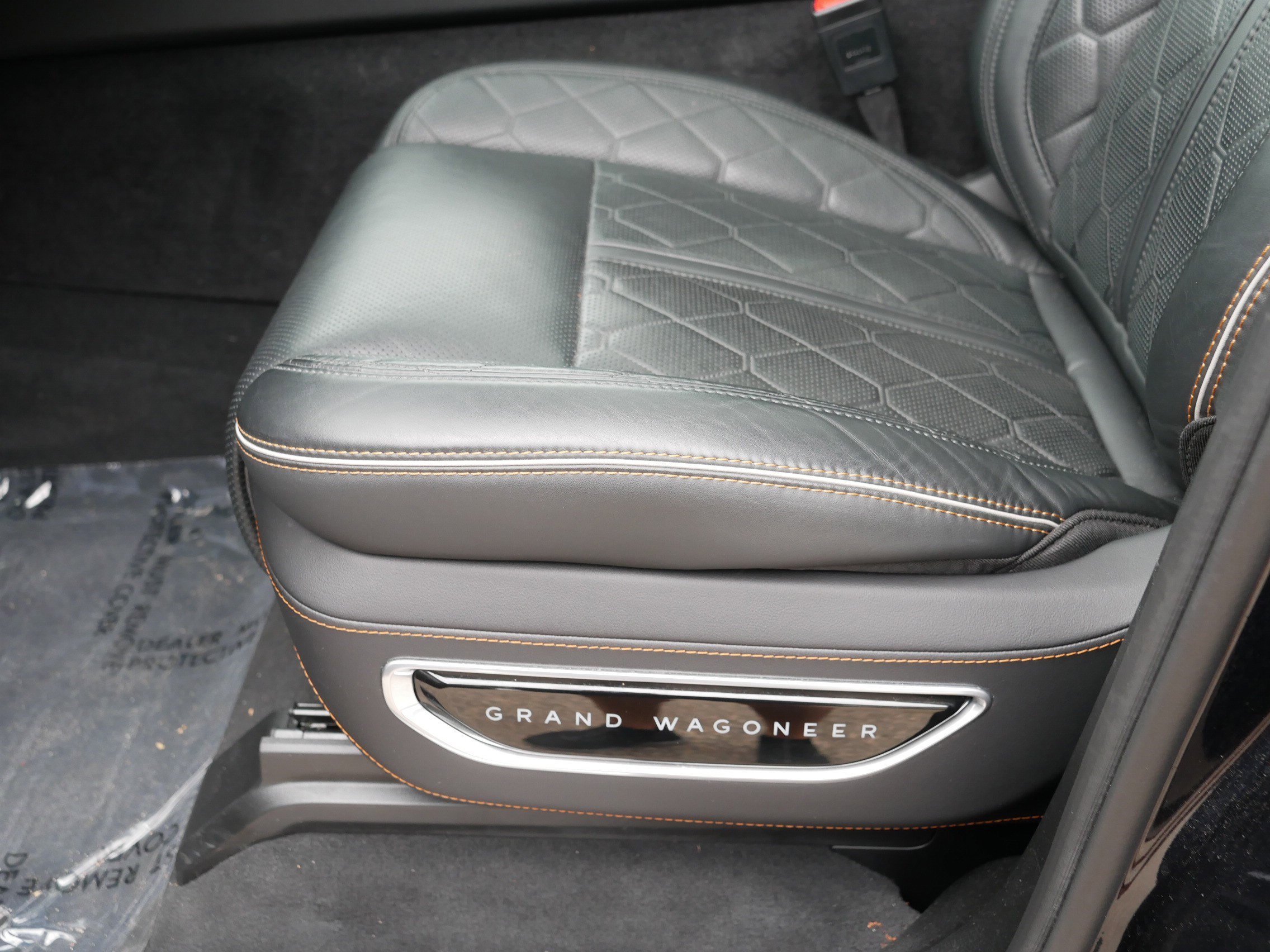 2024 Jeep Grand Wagoneer L III photo 20