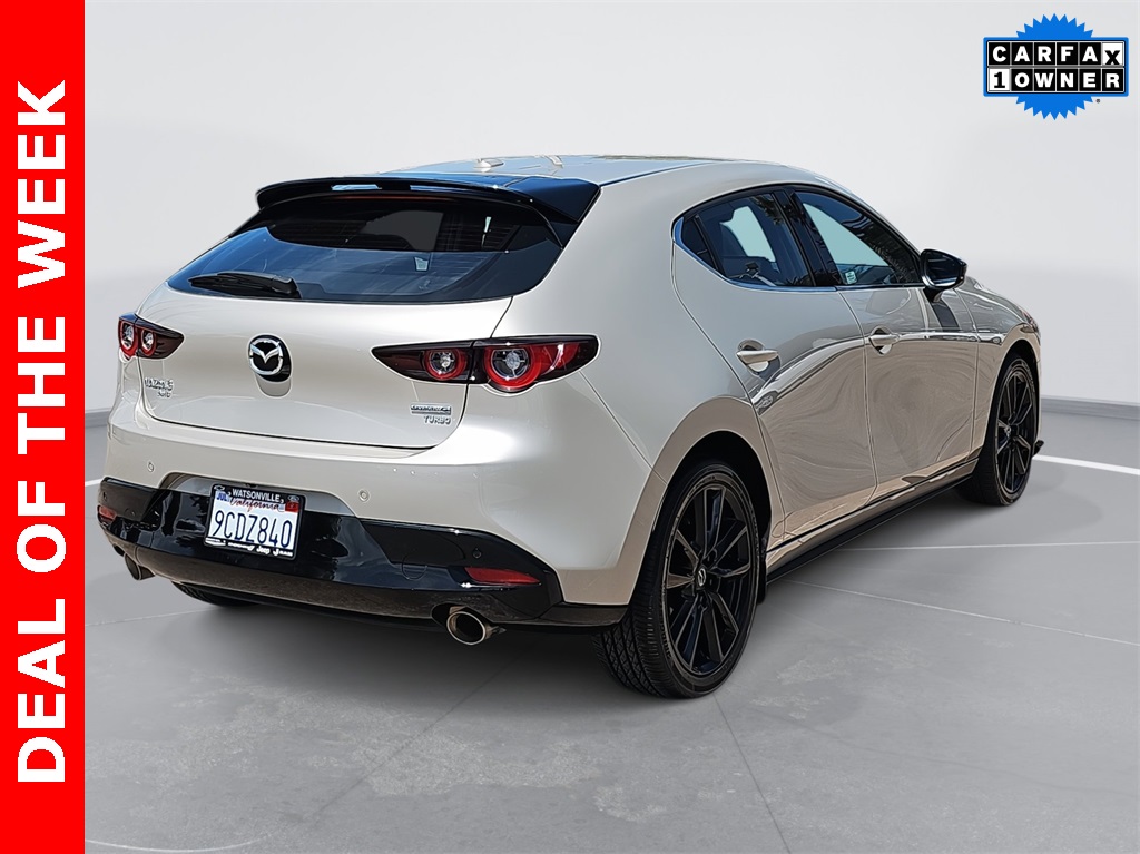 2022 Mazda Mazda3 Premium Plus photo 3