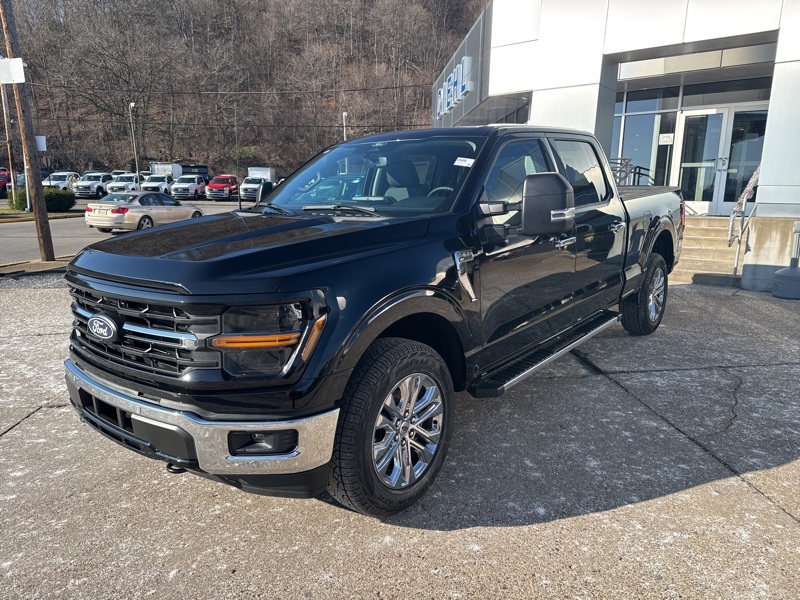 2024 Ford F-150 XLT photo 3