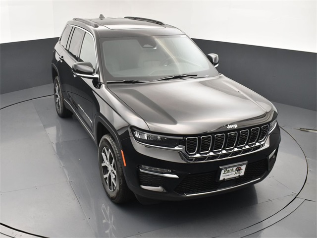 2025 Jeep Grand Cherokee Limited photo 11