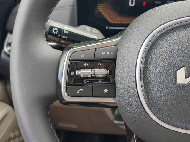 2025 Kia Carnival LXS photo 25