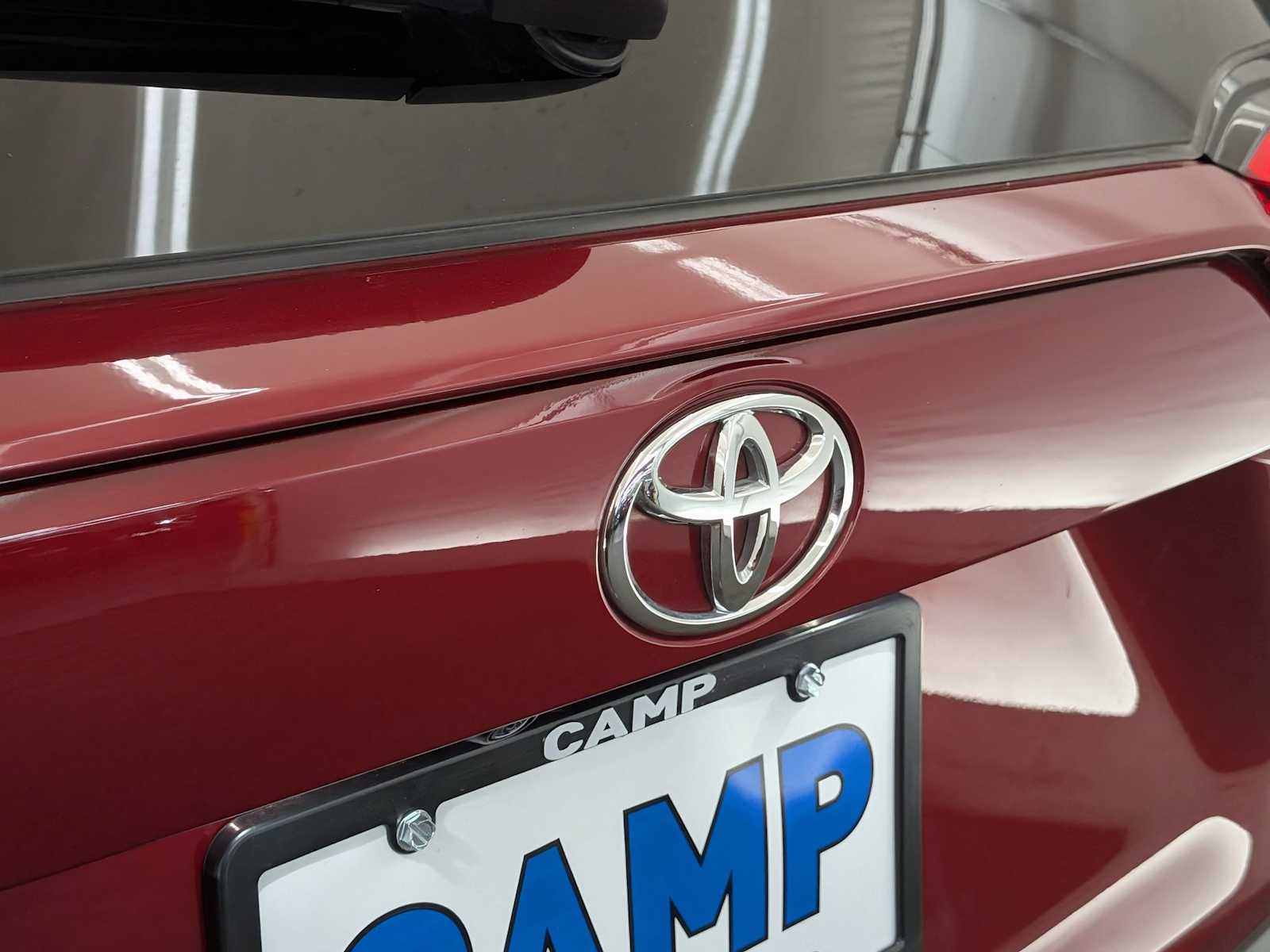 2024 Toyota RAV4 XLE photo 10