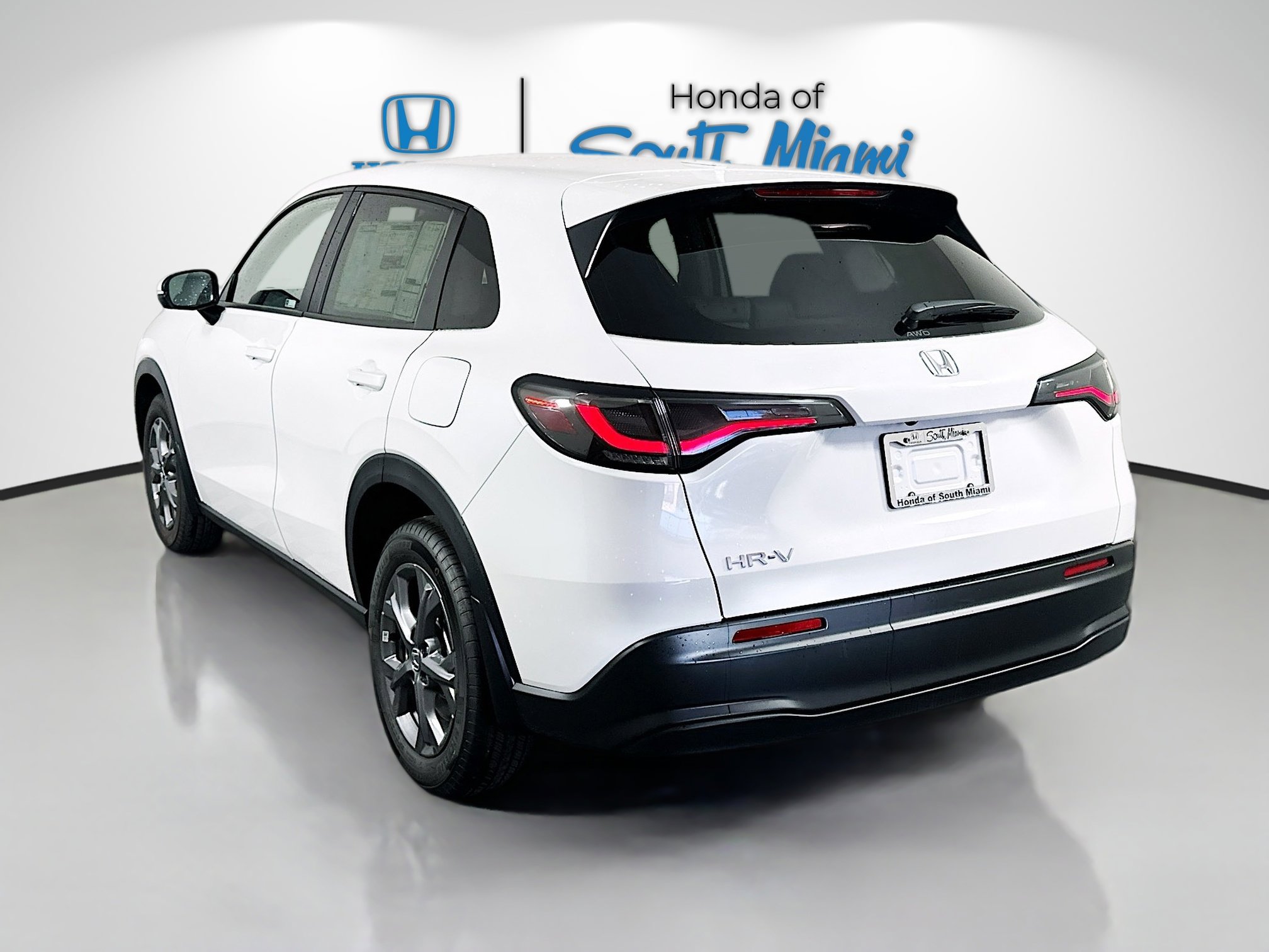 2026 Honda HR-V LX photo 4