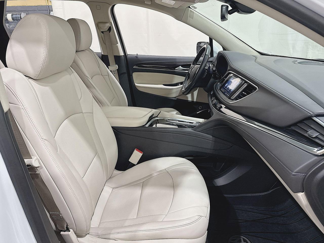 2022 Buick Enclave Essence photo 24