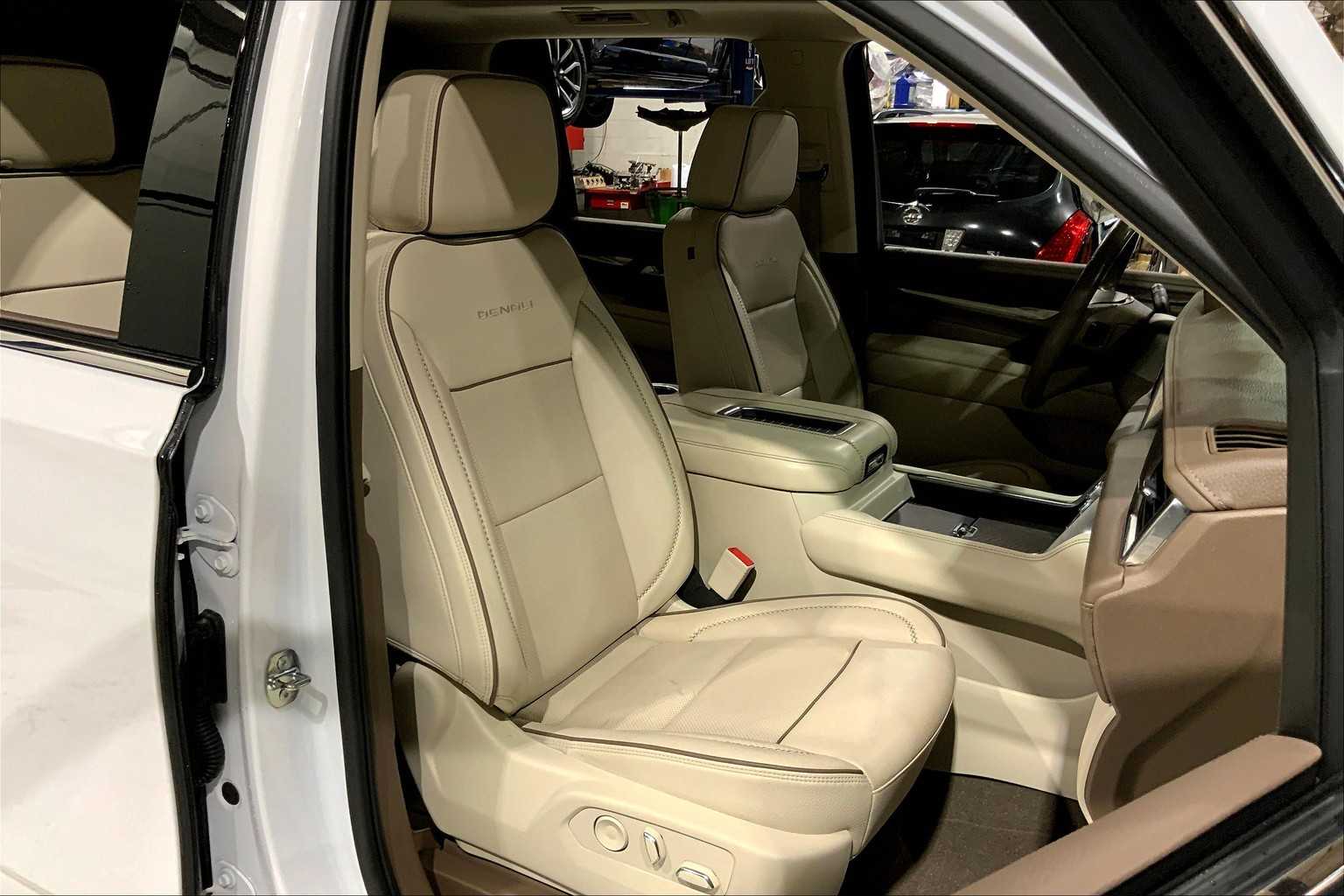2022 Gmc Yukon Denali photo 8