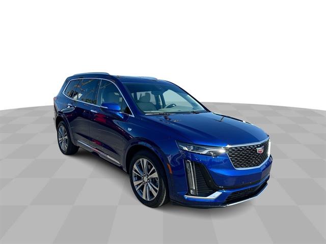 2024 Cadillac XT6 Premium Luxury photo 2