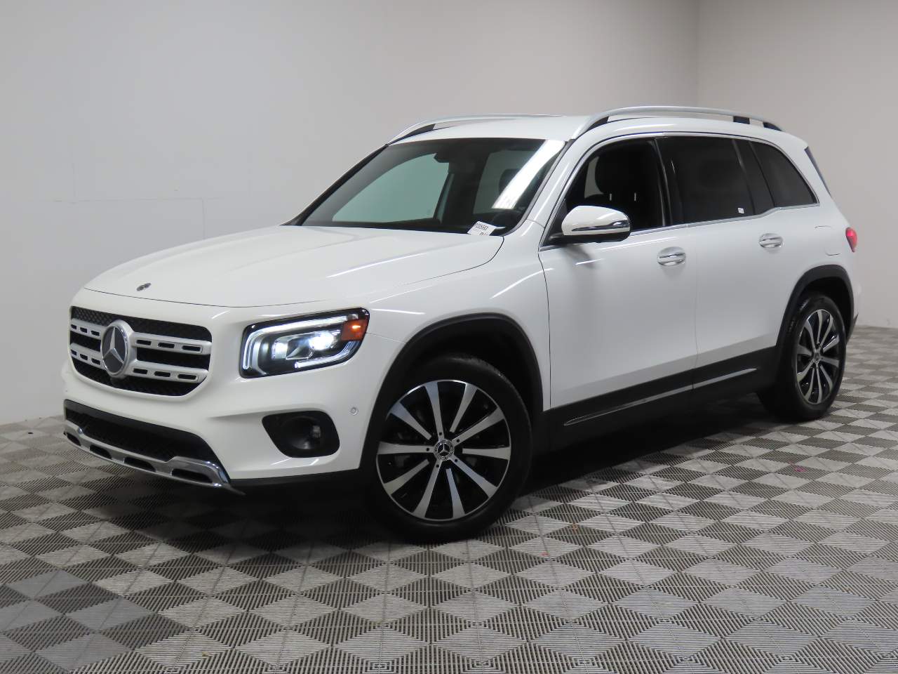 2021 Mercedes-Benz GLB Base