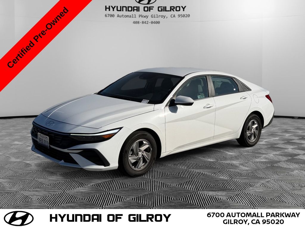 2024 Hyundai Elantra SE