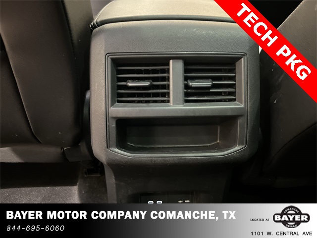 2022 Volkswagen Atlas Cross Sport V6 SE Technology photo 17