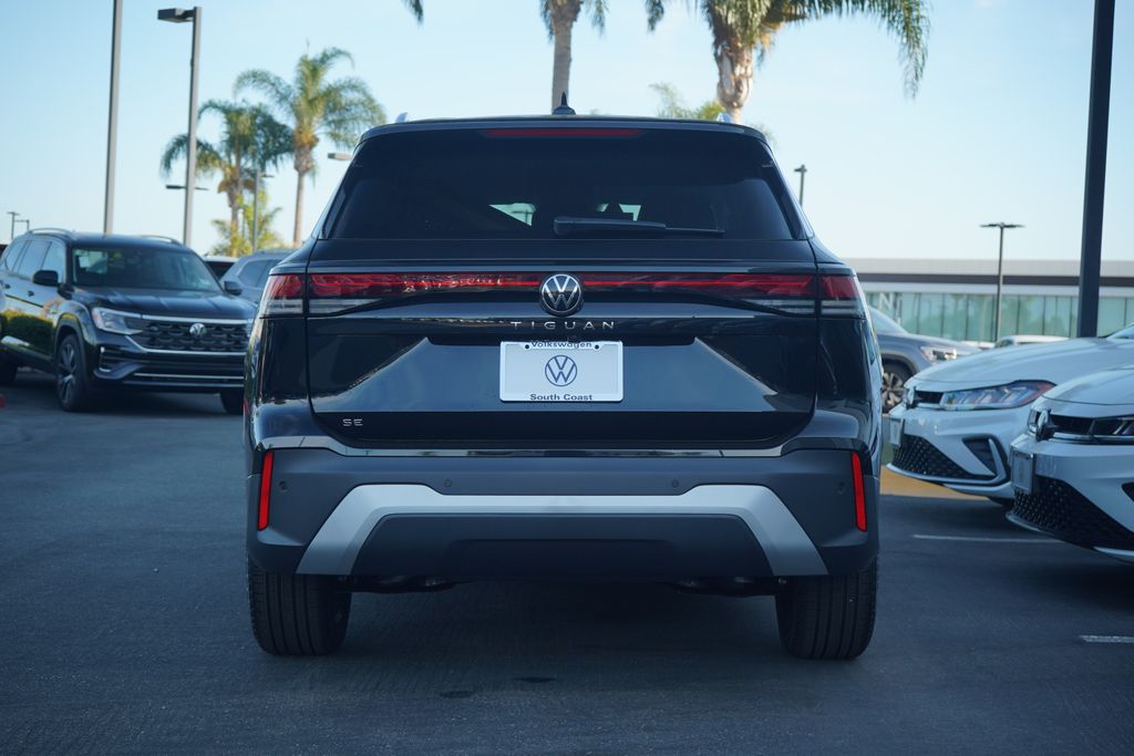 2025 Volkswagen Tiguan SE photo 4
