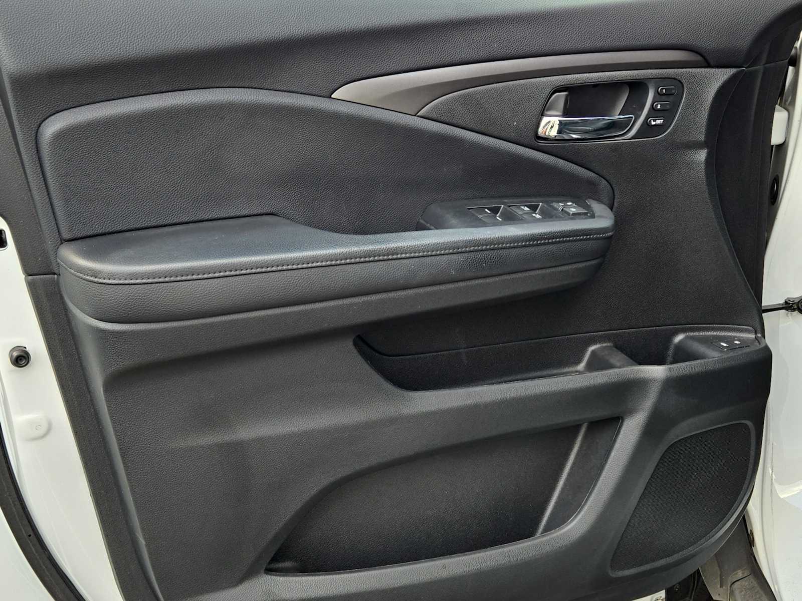 2020 Honda Passport EX-L photo 6