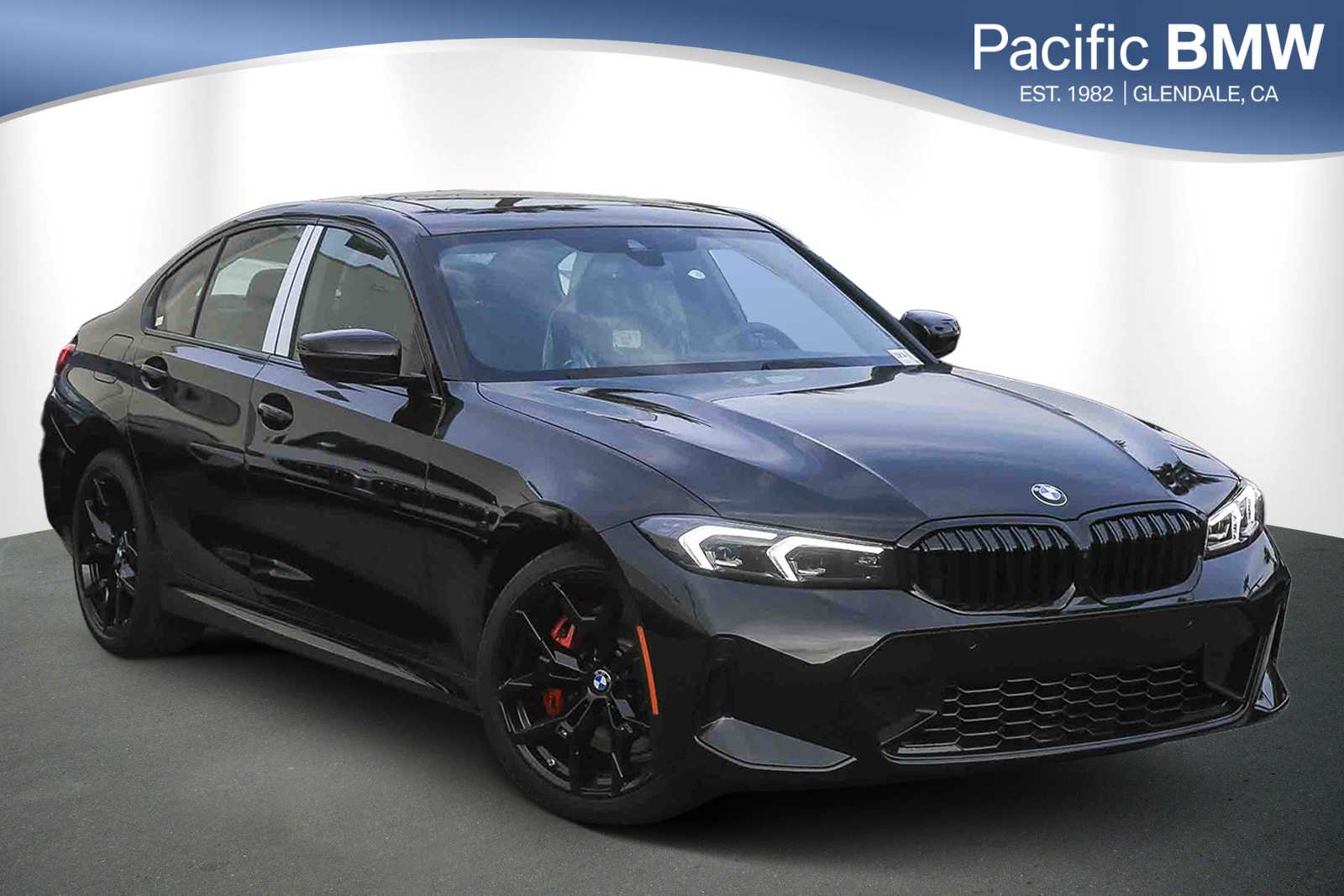 2026 BMW 3 Series 330i's photo