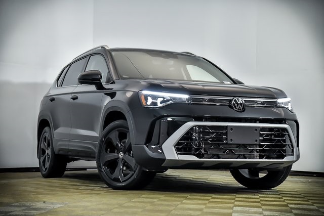 2025 Volkswagen Taos SEL photo 2