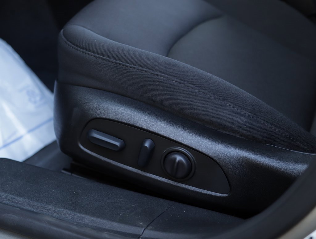 2022 Chevrolet Malibu 1LT photo 19