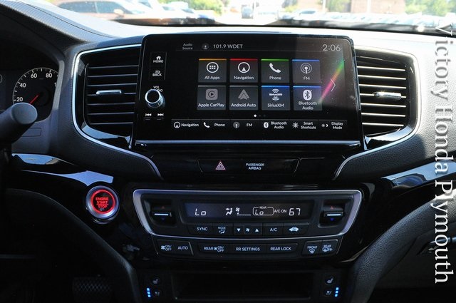 2025 Honda Ridgeline Black Edition photo 22