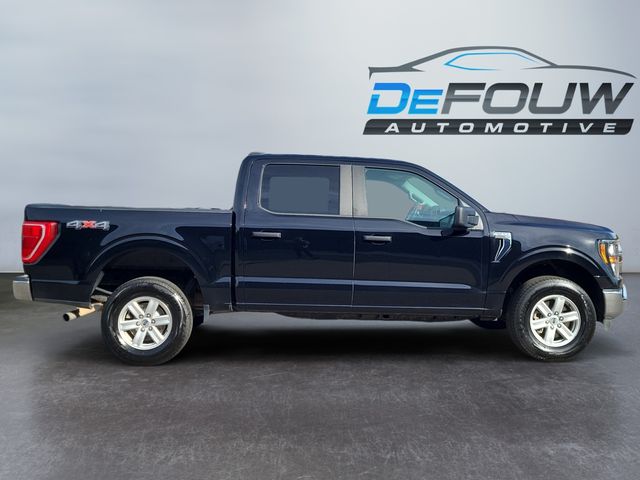 2023 Ford F-150 XLT photo 2