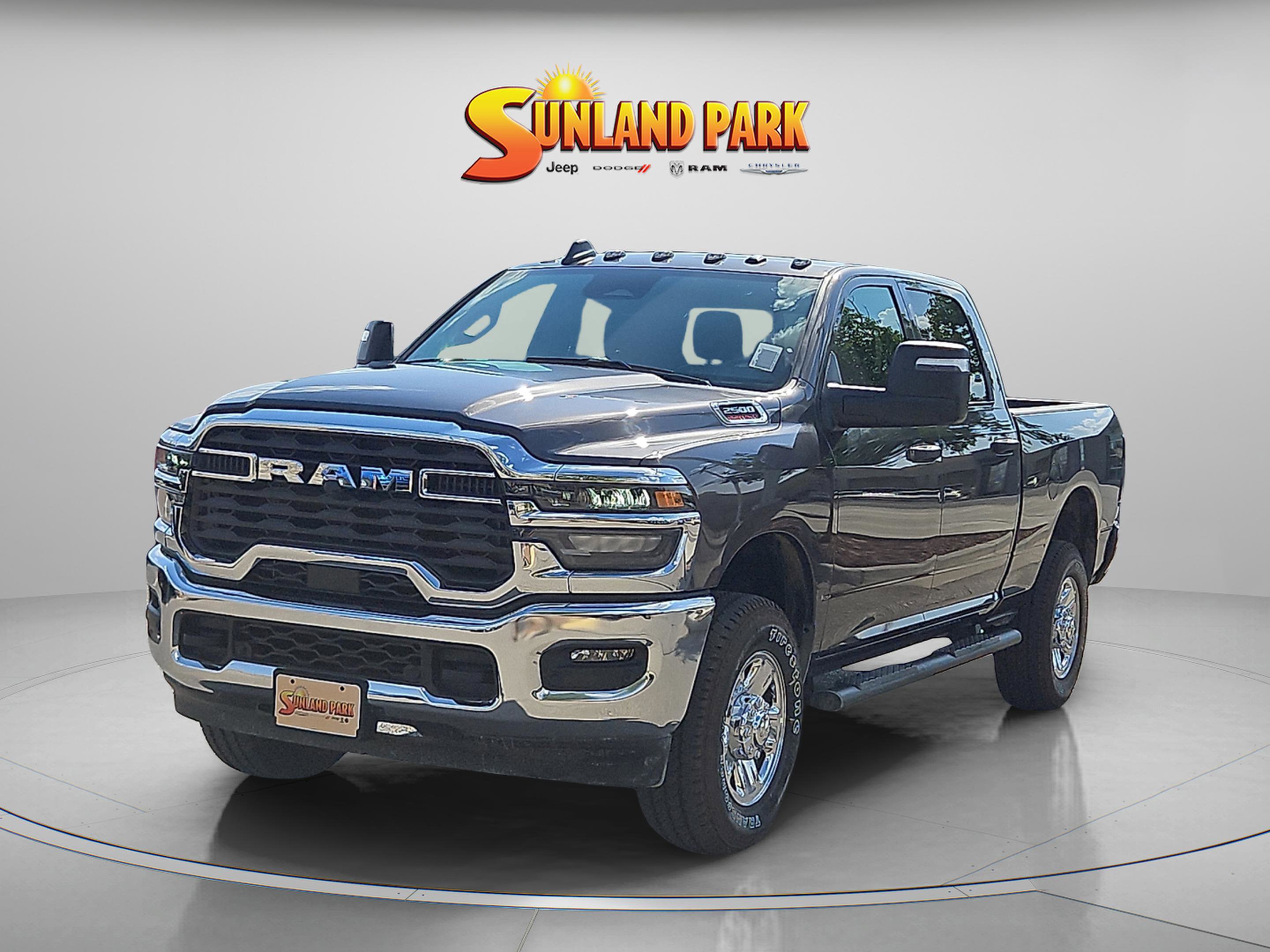 2026 Ram 2500 Tradesman photo 2