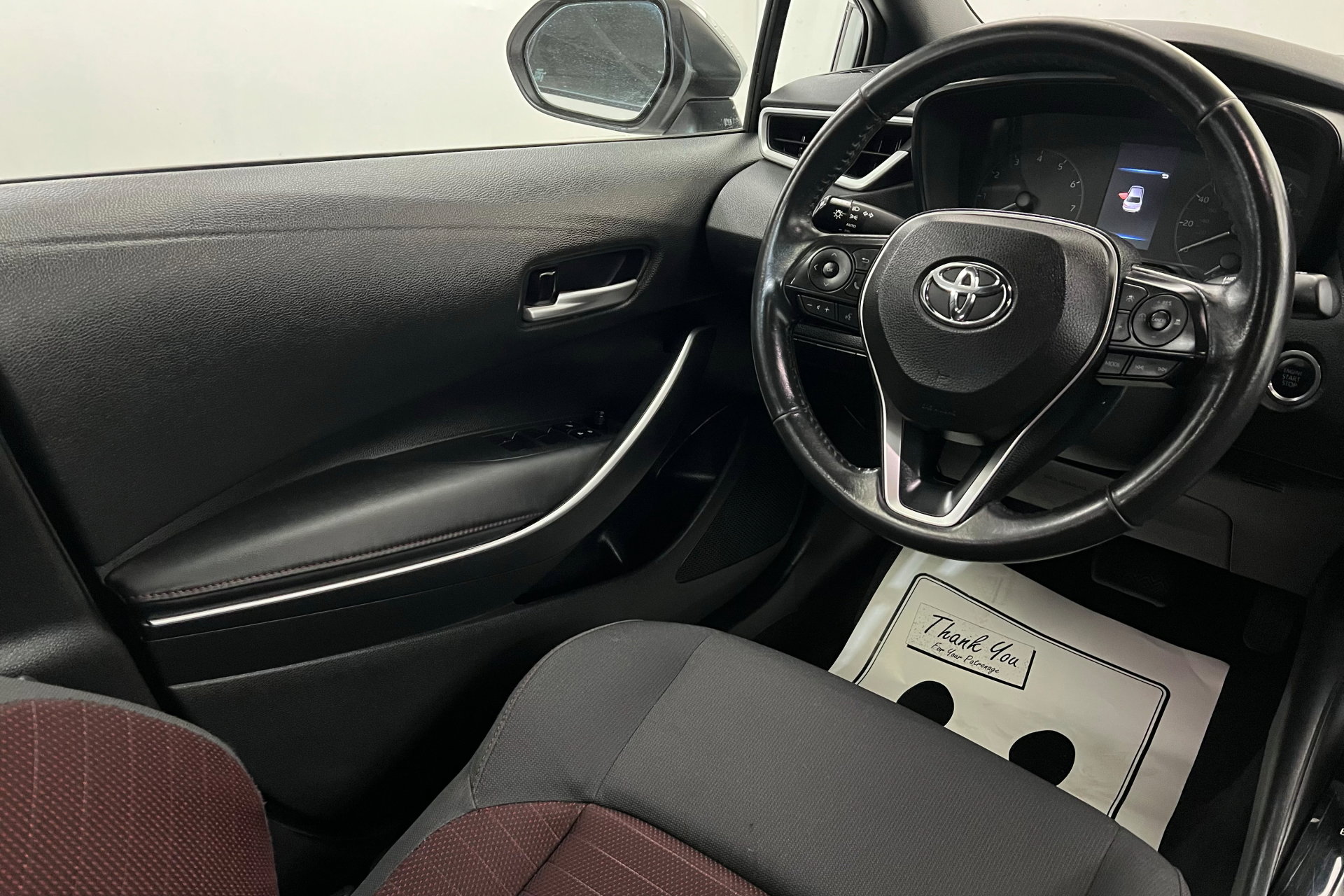 2023 Toyota Corolla SE photo 11
